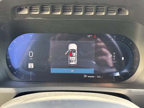 Used 2025 Volvo XC90 B6 Plus image 21