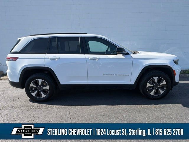 Used 2024 Jeep Grand Cherokee Limited 4xe AWD/4WD image 2