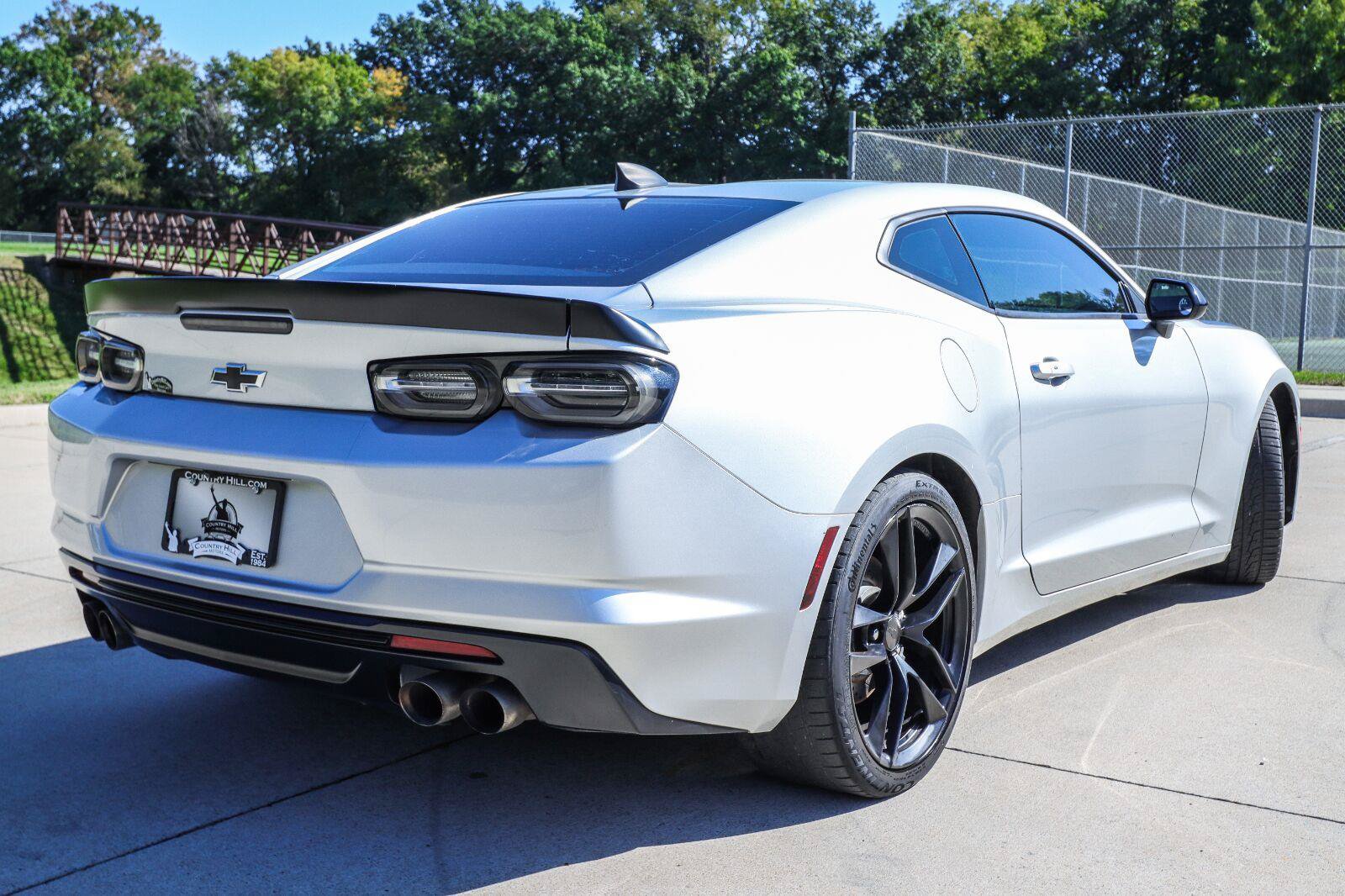Used 2019 Chevrolet Camaro LT w/ 1LE Track Performance Package RWD image 13