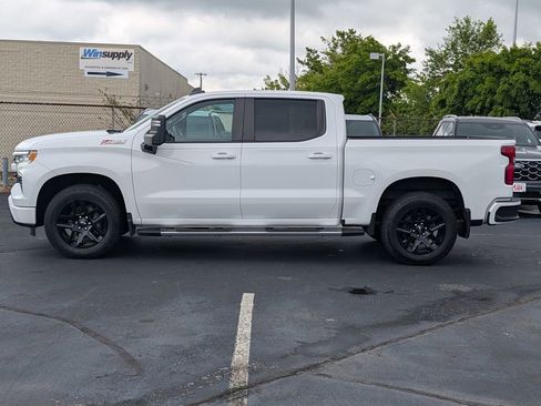Used 2023 Chevrolet Silverado 1500 RST w/ Z71 Off-Road Package AWD/4WD image 3