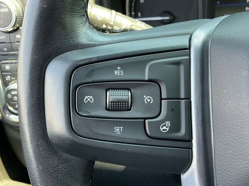 Used 2022 GMC Sierra 2500 SLT w/ SLT Premium Package image 34