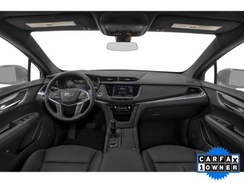 Used 2022 Cadillac XT5 Premium Luxury w/ Technology Package FWD image 12