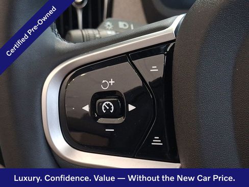 Used 2026 Volvo XC90 B6 Plus w/ Protection Package Premier AWD/4WD image 20