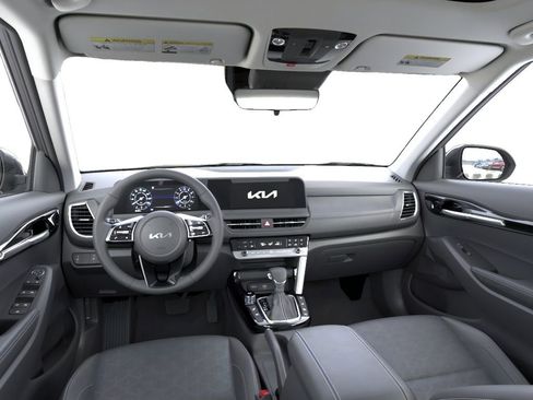 New 2026 Kia Seltos EX image 14