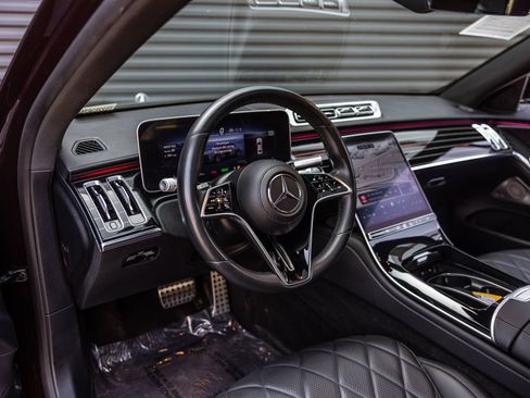 Used 2021 Mercedes-Benz S 580 4MATIC Sedan image 4