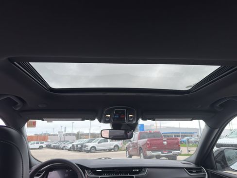 Used 2024 Jeep Grand Cherokee Altitude AWD/4WD image 29