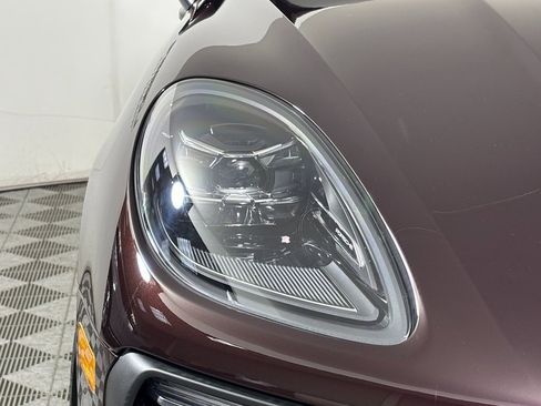 New 2026 Porsche Macan image 11