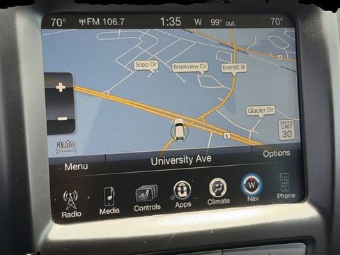 Used 2016 Jeep Cherokee Trailhawk w/ Comfort/Convenience Group AWD/4WD image 18