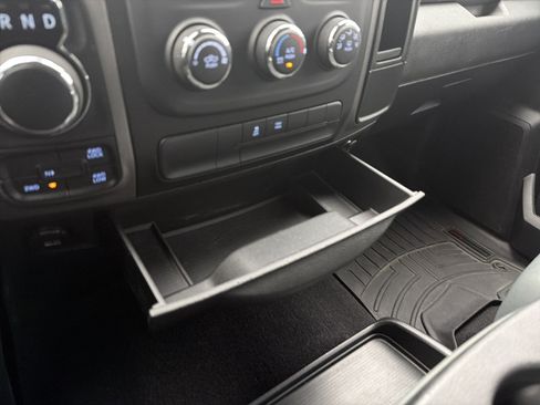 Used 2019 RAM 1500 Express image 30