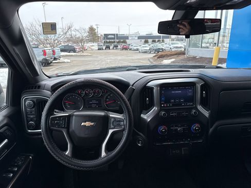 Used 2019 Chevrolet Silverado 1500 LT w/ All-Star Edition image 2