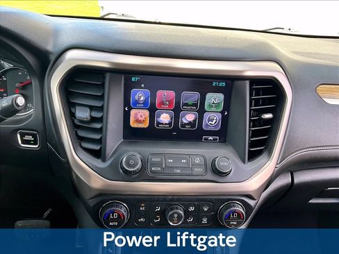 Used 2017 GMC Acadia Denali w/ Technology Package AWD/4WD image 20