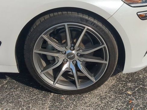 Used 2022 Genesis G70 2.0T w/ Prestige Package image 11