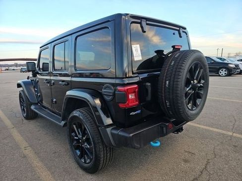 Used 2023 Jeep Wrangler Unlimited Sahara w/ Cold Weather Group image 3