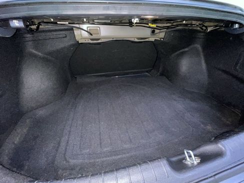 Used 2021 Hyundai Elantra SE image 26