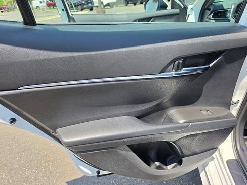 Used 2024 Toyota Camry SE w/ Cold Weather Package FWD image 23