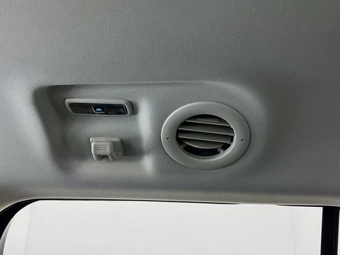 Used 2025 Ford Explorer Active image 29