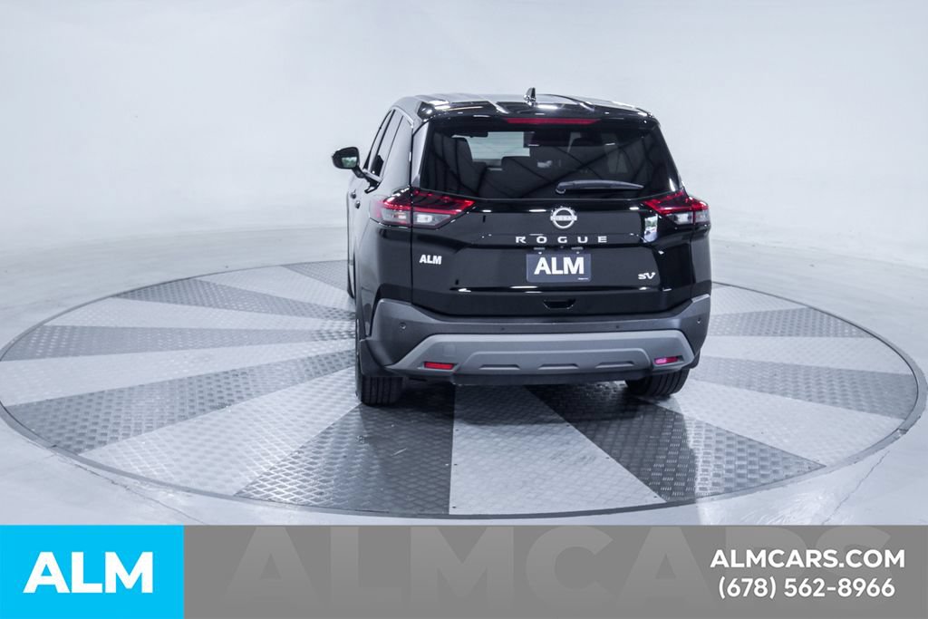 Used 2023 Nissan Rogue SV FWD image 8