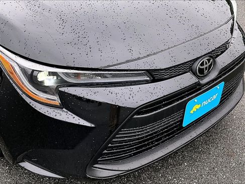 Used 2024 Toyota Corolla LE FWD image 32