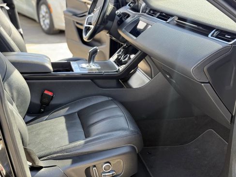 Used 2021 Land Rover Range Rover Evoque S image 7