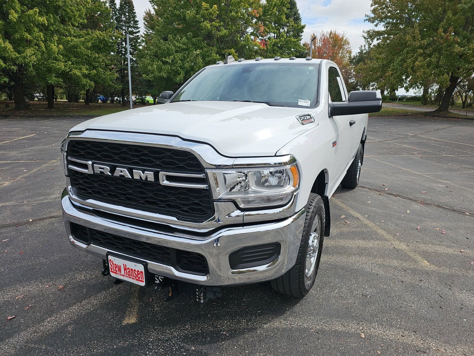Used 2022 RAM 2500 Tradesman AWD/4WD image 2