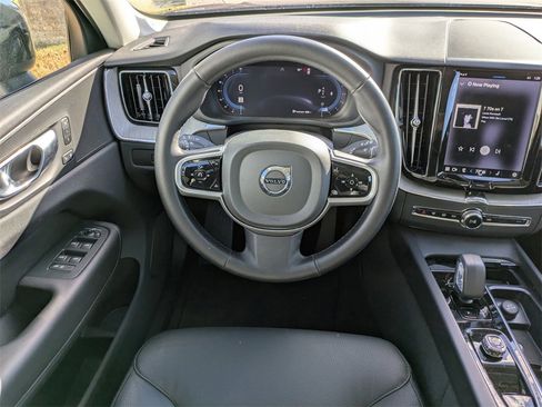 Certified 2025 Volvo XC60 B5 Plus image 16
