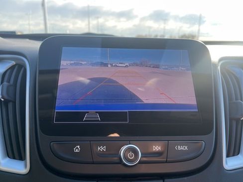 Used 2023 Chevrolet Malibu LT image 60