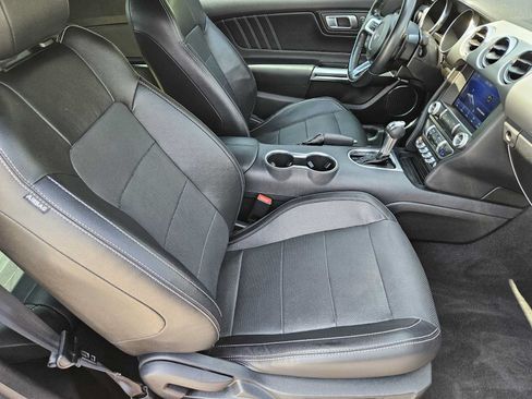 Used 2022 Ford Mustang GT Premium RWD image 13