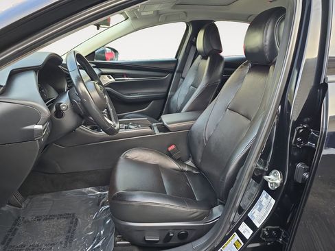 Used 2020 MAZDA MAZDA3 AWD Sedan w/ Premium Package image 9