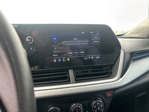 Used 2024 Chevrolet Trax LS w/ LS Convenience Package image 19