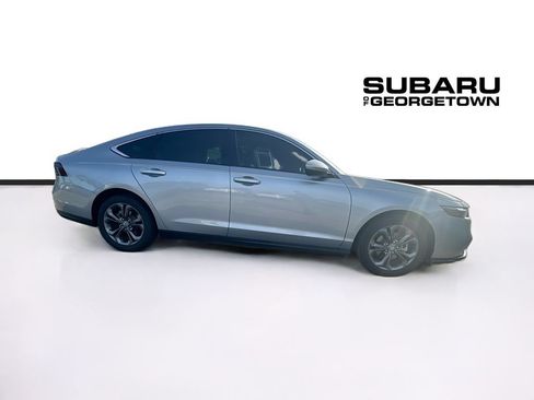 Used 2023 Honda Accord EX image 8
