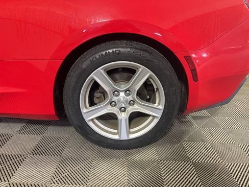 Used 2017 Chevrolet Camaro LT image 15