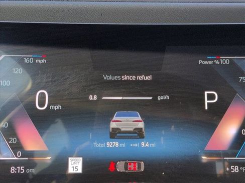 Used 2025 BMW 740i xDrive w/ Premium Package image 11