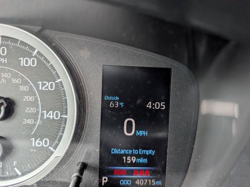 Used 2022 Toyota Corolla LE FWD image 13