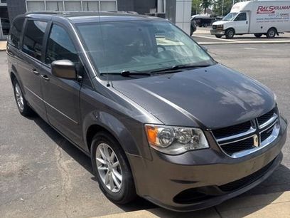 Used 2016 Dodge Grand Caravan SXT w/ Rear Park Assist Package