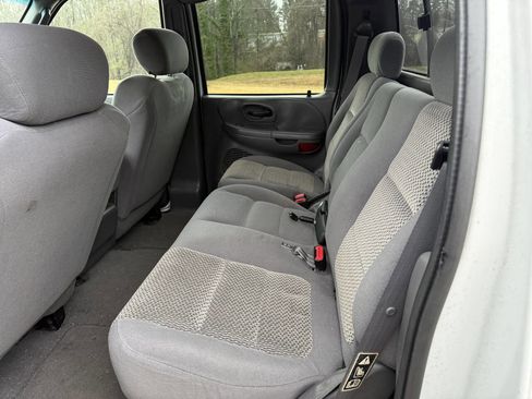 Used 2003 Ford F150 XLT image 11