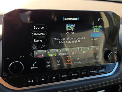 Used 2023 Nissan Rogue SL w/ SL Premium Package FWD image 12