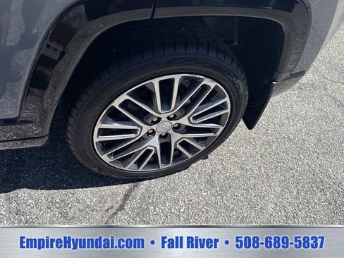 Used 2022 Jeep Compass Limited w/ Elite Group AWD/4WD image 14