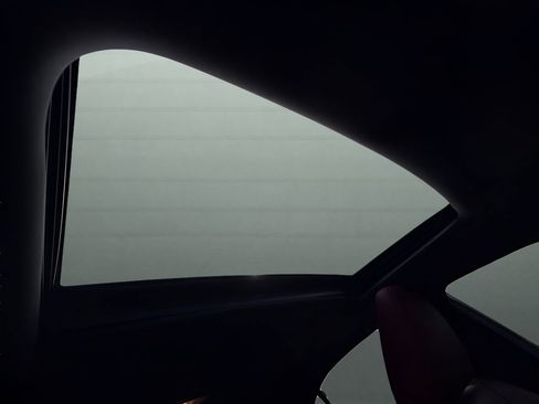 Used 2017 Lexus IS 300 F Sport w/ F Sport Package image 19