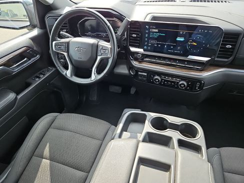 Used 2024 Chevrolet Silverado 1500 RST w/ Z71 Off-Road Package AWD/4WD image 10