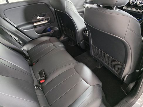 Certified 2025 Mercedes-Benz GLA 250 image 26