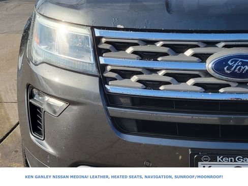 Used 2018 Ford Explorer XLT w/ Equipment Group 202A image 9