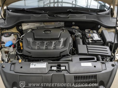 Used 2019 Volkswagen Beetle 2.0T Final Edition SEL image 3