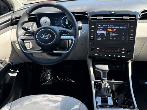 Certified 2023 Hyundai Tucson SEL w/ Convenience Package AWD/4WD image 2