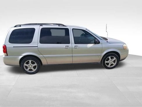 Used 2007 Chevrolet Uplander LT FWD image 2