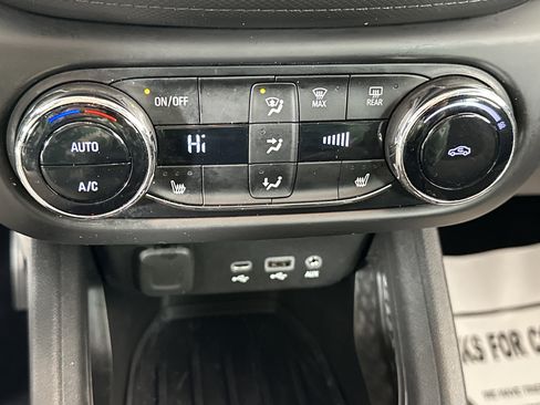 Used 2023 Chevrolet TrailBlazer LT w/ Convenience Package image 22