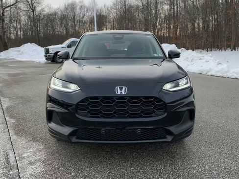 Certified 2024 Honda HR-V LX image 4