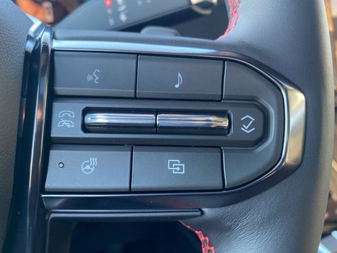 New 2026 GMC Yukon XL AT4 Ultimate w/ LPO, Floor Liner Package image 27