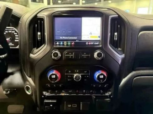 Used 2020 GMC Sierra 2500 AT4 w/ AT4 Premium Package image 14