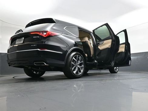 Used 2023 Acura MDX SH-AWD w/ Technology Package image 46