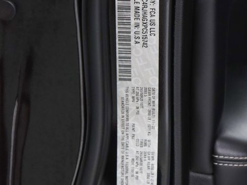 Used 2023 Jeep Grand Cherokee Altitude image 31